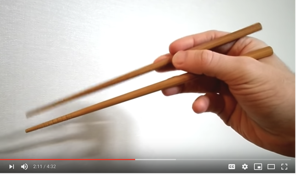 Online-youtube-Liquidcadmus-SgZ3Enpau8-How to use chopsticks