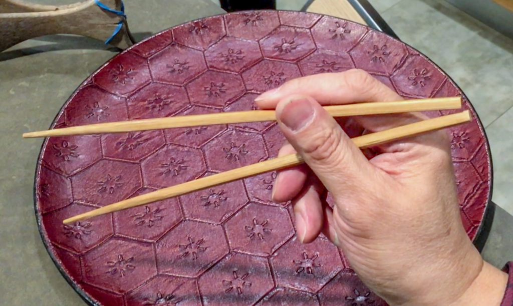 Marcosticks - User 13 - Righthand Rule grip - video - Snapping air 2 - Open posture - IMG_8164_FRD